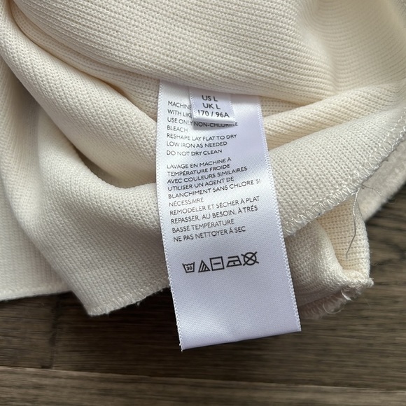 URBAN Outfitters | Over sized off white bubble sleeve sweater - Picture 7 of 11